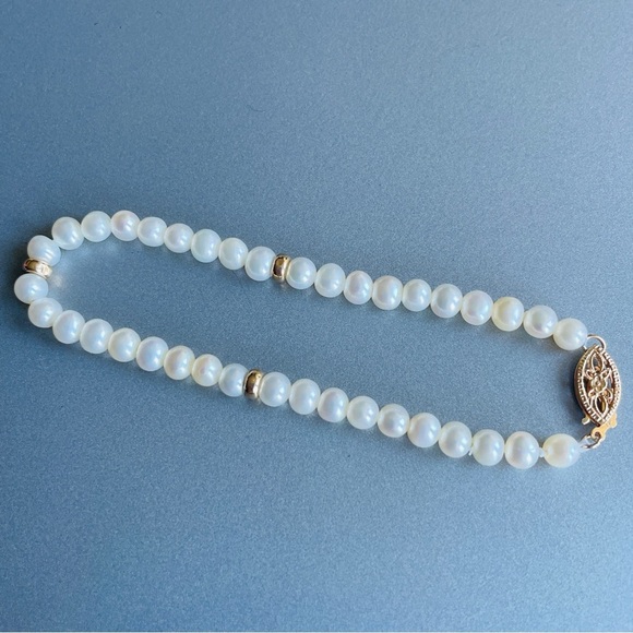Vintage 14k Gold Natural White Pearl 5mm Beaded Strand Bracelet 7” - Picture 6 of 7